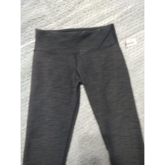 Lulu Lemon  Cropped Leggings Cozy Classic Dark Gray Small - Picture 4 of 5